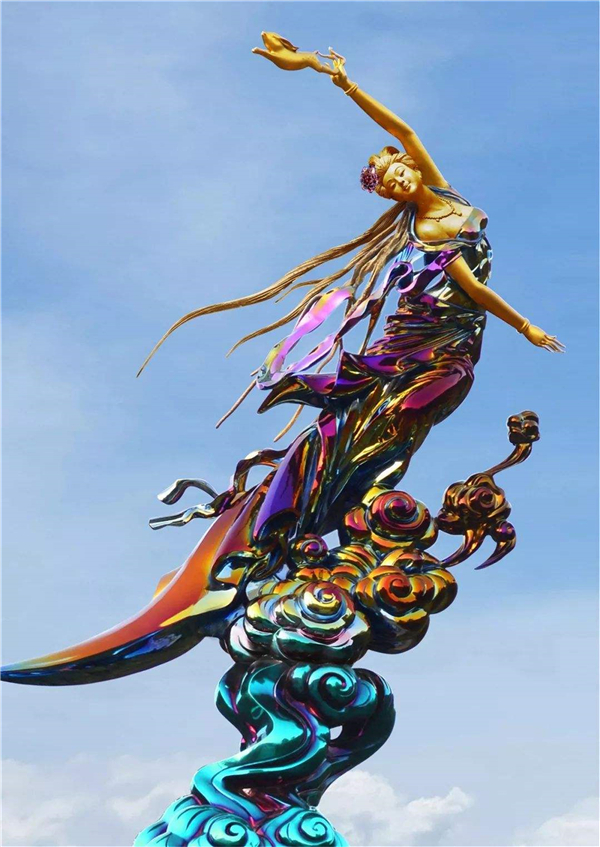 嫦娥奔月銅雕塑.jpg